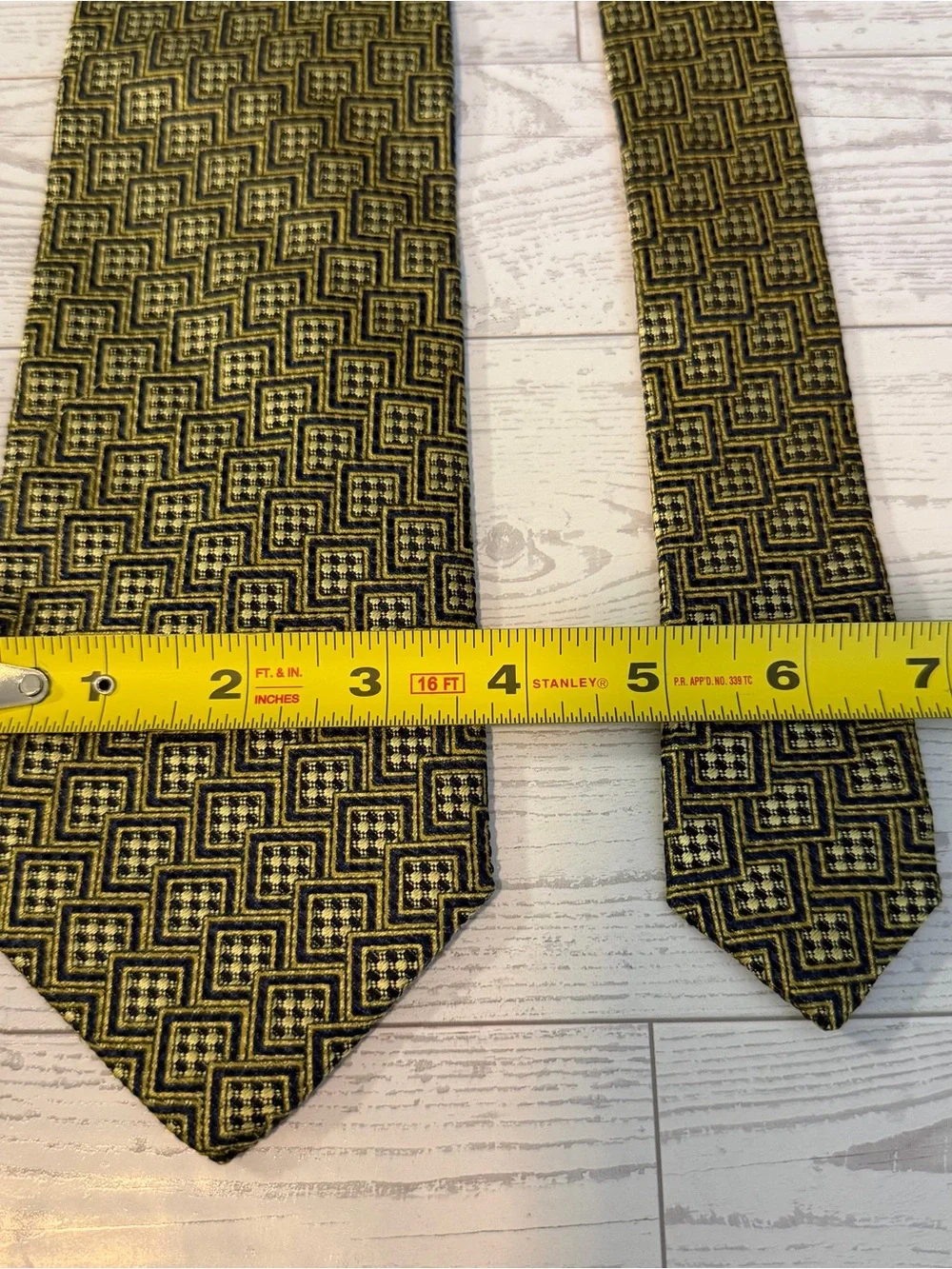 Canali, 100% Silk, Geometric, Gold Tie, Designer Necktie